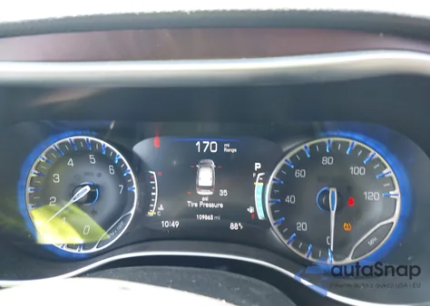 2017 Chrysler Pacifica Limited from USA, damaged, VIN 2C4RC1GGXHR643352